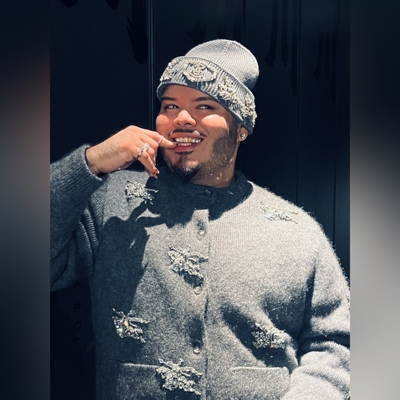 Meet your Posher, Omar - Picture 5 of 11